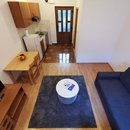 Uncle Apartment มาคาร์สกา ภายนอก รูปภาพ