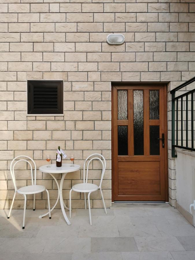 Uncle Apartment มาคาร์สกา ภายนอก รูปภาพ