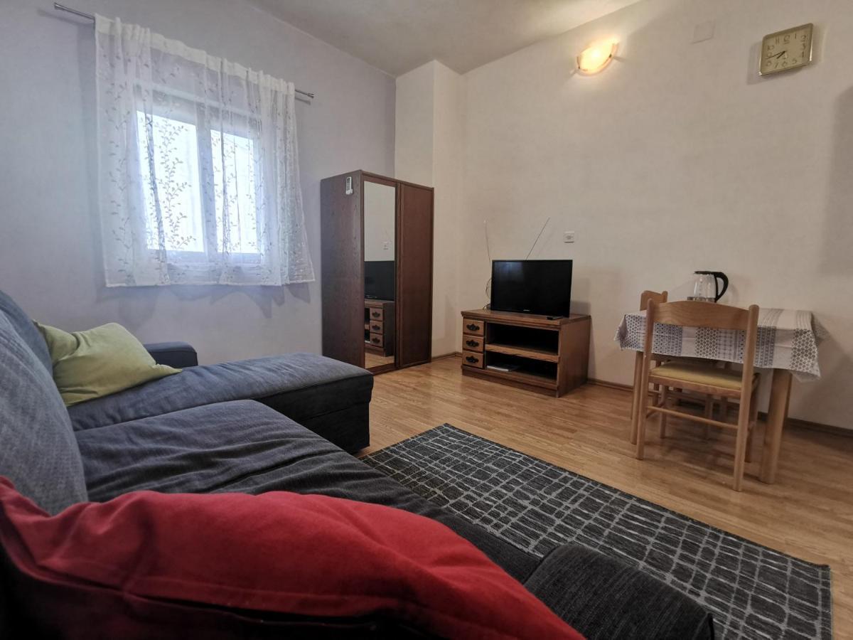 Uncle Apartment มาคาร์สกา ภายนอก รูปภาพ
